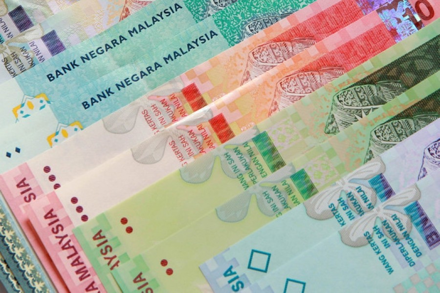 Ringgit expected to move from 3.8 to 4.2 per US dollar