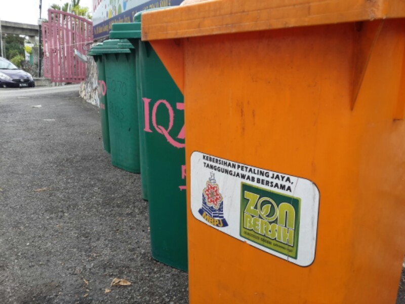 Large bins to encourage proper waste disposal, says mayor