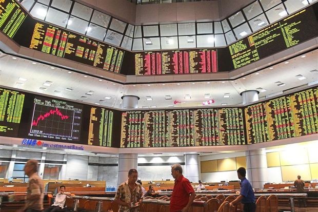 Malaysian market down on poor sentiments, foreigners continue to sell